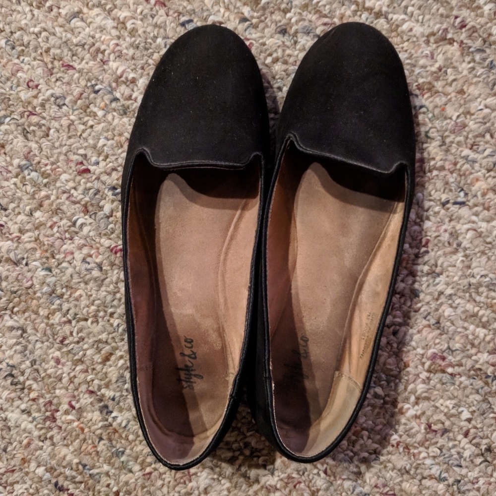 STYLE & CO Black Flats!